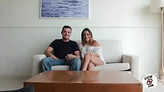 ანალური სექსი Ashle ან Orion საოცარი უკნიდან სათვალე ჩარჩო